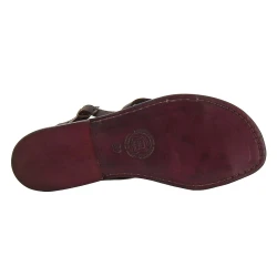 Sandalias planas para mujer de cuero violeta artesanales