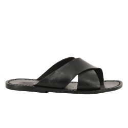 Zapatillas de cuero hecho a mano en Italia en cuero negro