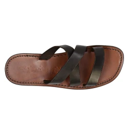 Sandalias para hombres de cuero marrón oscuro hecho a mano