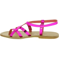 Sandalias planas para mujeres de cuero laminado fucsia hechas a mano