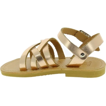 Geflochtene Sandalen für Mädchen aus roségold laminiertem Kalbs leder mit Schnallen verschluss