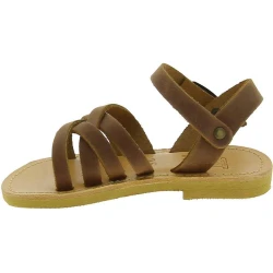 Sandalias gladiadoras trenzadas para niño en piel nobuck marrón con cierre de hebilla