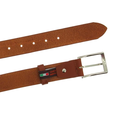 1065 / 5000 Risultati della traduzione Vegetable tanned leather belt with classic metal buckle