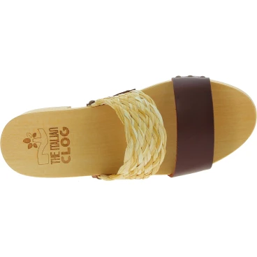 Mules femme artisanales en bois avec bande en raphia et cuir marron foncé