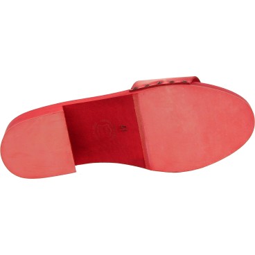 Zuecos italianos tacón de madera rojo con banda de cuero