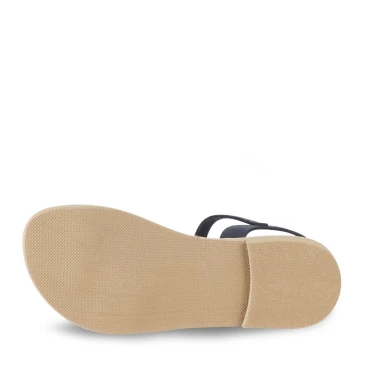 Girl's thong sandals in fuchsia calfskin with buckle closure