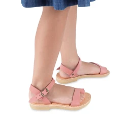 Sandales tongs pour fille en cuir de veau fuchsia avec fermeture à boucle