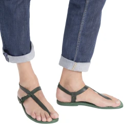 Sandali infradito in pelle verde fatti a mano