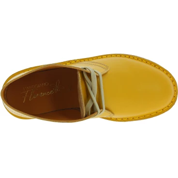 Botas chukka de niño en piel amarilla hechas a mano en Italia