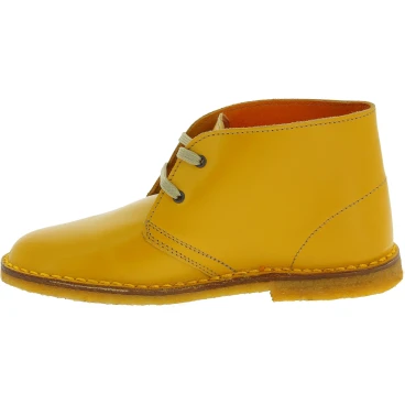 Botas chukka de niño en piel amarilla hechas a mano en Italia