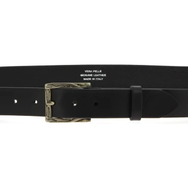 Cinturón de piel negro con hebilla rectangular de metal clásica