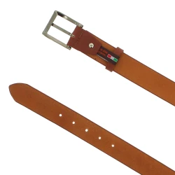 Cintura in vera pelle marrone con fibbia in metallo rettangolare