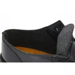 Chaussures basses femme en cuir noir artisanales avec doublure d'hiver