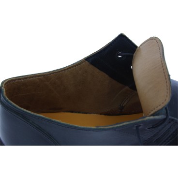 Men's black leather low top shoes with winter lining