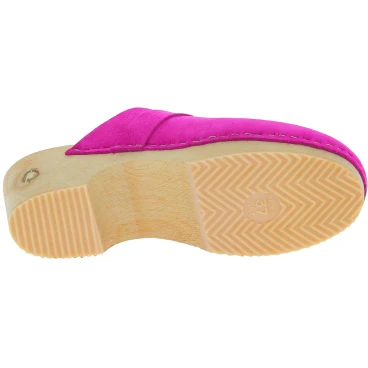 Zoccoli in legno con tomaia chiusa in pelle scamosciata rosa
