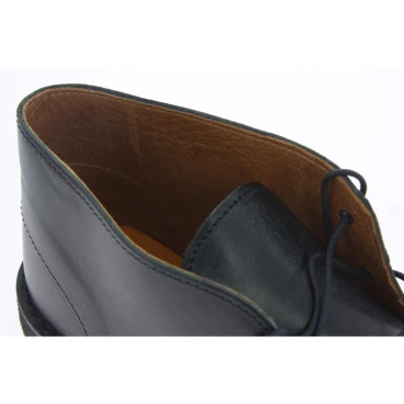 Desert boots femme en cuir noir avec doublure d'hiver