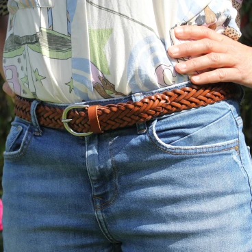 Ceinture tressée à la main en cuir cognac au tannage végétal