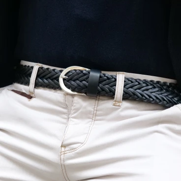Ceinture tressée à la main en cuir noir au tannage végétal