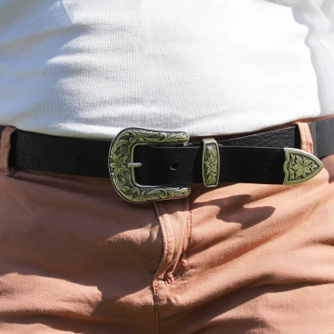 Ceinture western en cuir noir pour femme avec boucle gravé