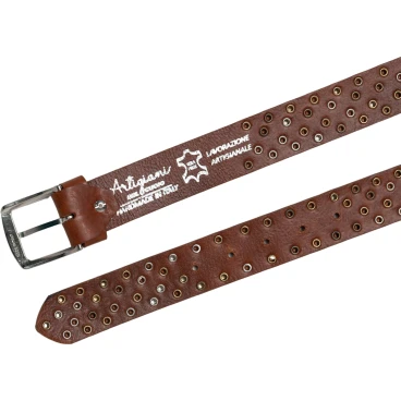Ceinture cloutée en cuir avec clous métalliques ronds