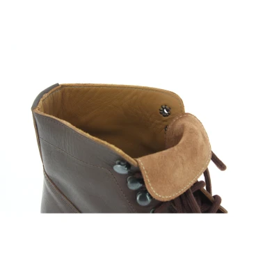 Bottines femme en cuir marron foncé artisanales avec doublure d'hiver