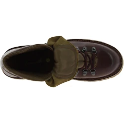 Handmade hiking boots in dark brown vegetable-tanned leather