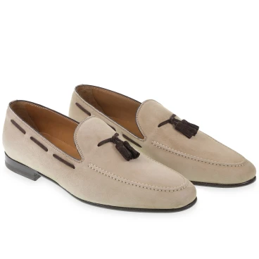 Mocassin pampilles en daim beige fabriqué à la main par Fratelli Borgioli