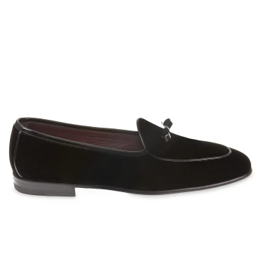 Belgian loafer in black velvet and patent leather handmade by Fratelli Borgioli