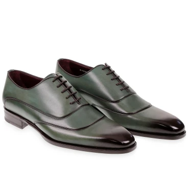 Chaussures richelieu pour hommes en cuir vert teint à la main par Fratelli Borgioli