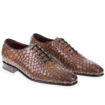 Richelieu en cuir marron tissé et teint à la main par Fratelli Borgioli