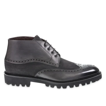 Stivaletto con le bucature in stile country in pelle e camoscio grigio scuro - Fratelli Borgioli