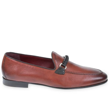 Mocassino da uomo in pelle color mattone con passante intrecciato