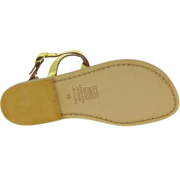 Handmade thong sandals in yellow laminated leather