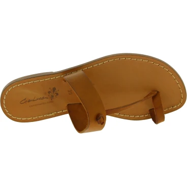 Handgefertigte Zehenstegsandalen für Damen aus hellbraunem Leder