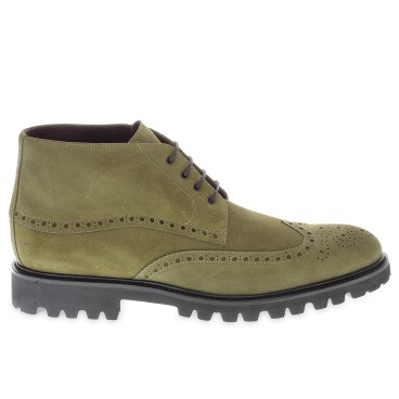 Botín brogue hombre en ante verde oliva con suela de goma
