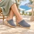 Holzclogs für Damen mit geschlossenem Obermaterial aus graues Wildleder